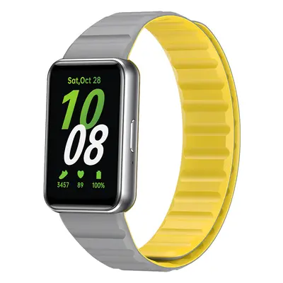 Silikonový magnetický řemínek pro Samsung Galaxy Fit 3 Barva: Černo-oranžový