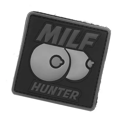 101 INC PVC 3D nášivka "Milf hunter" - šedá