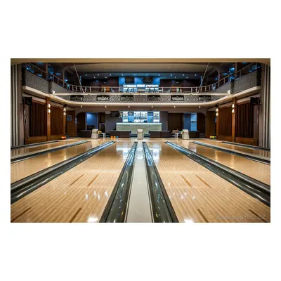 XBowling Praha Strašnice - 6 profesionálních drah s možností dětských mantinelů