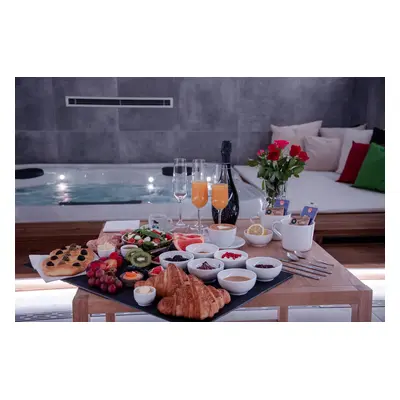 UPPER SPA - privátní wellness v centru Brna - Upper zážitek - Francouzský Brunch pro 2 osoby