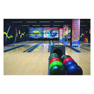 Raketa bowling Opava - 6 bowlingových drah