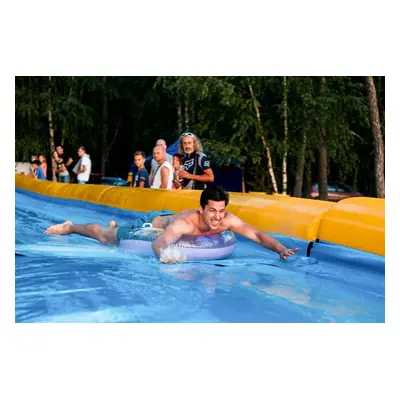 Slide v Junior Campu Nová Živohošť - 60 metrů dlouhá skluzavka