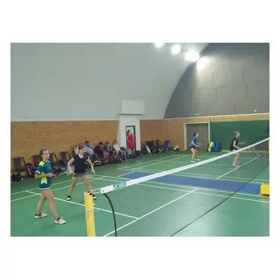 Badminton ve sportovním areálu Dobřany - 4 speciální kurty