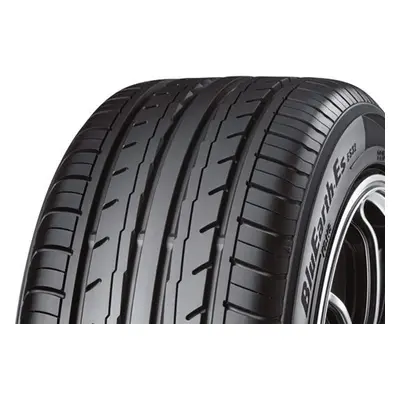 Yokohama BLUEARTH-ES ES32 215/60 R16 95H