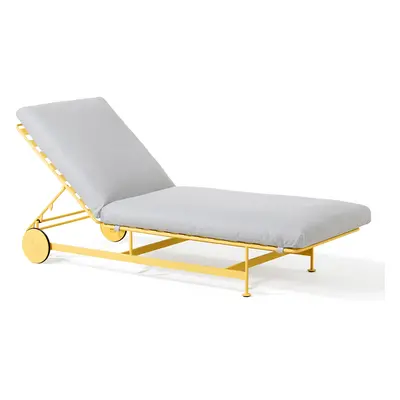 Prostoria designová zahradní lehátkan Jugo Sunlounger