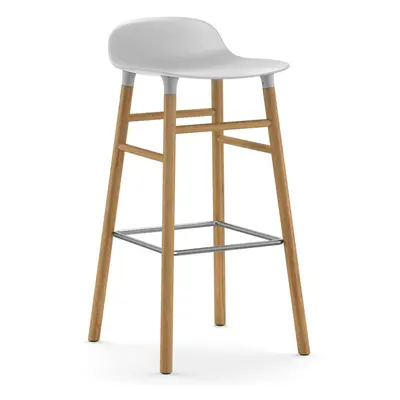 Výprodej Normann Copenhagen designové barové židle Form Barstool Wood (65 cm) - skořepina bílá, 