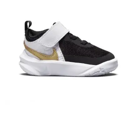 Nike obuv Team Hustle D 10 TD black/metalic golden