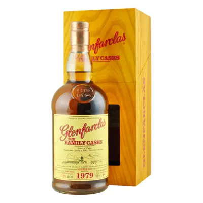 Glenfarclas The Family Cask 1979 Summer 2022 41,5% 0,7L (dárkové balení kazeta)