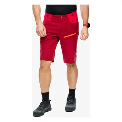 Outdoorové kraťasy Vaude Tekoa Shorts III - carmine