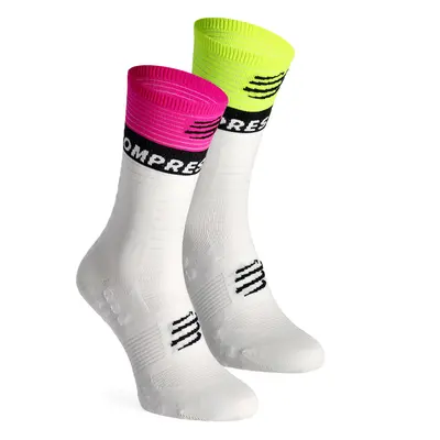 Běžecké ponožky Compressport Mid Compression Socks V2.0 - white/yellow/neo pink