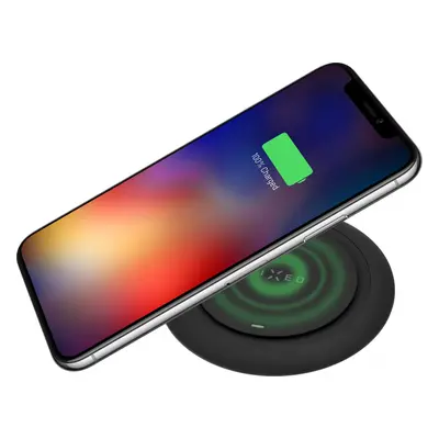 Podložka pro rychlé bezdrátové nabíjení telefonu FIXED Pad, 10W, černá