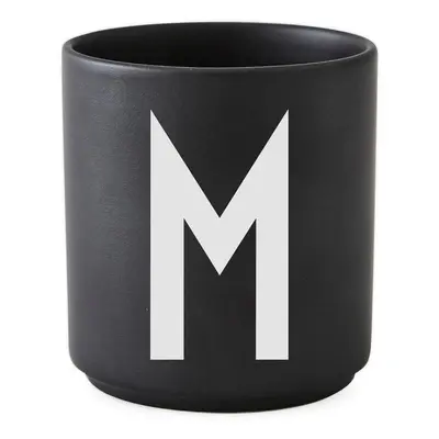 Černý porcelánový hrnek Design Letters Alphabet M, 250 ml