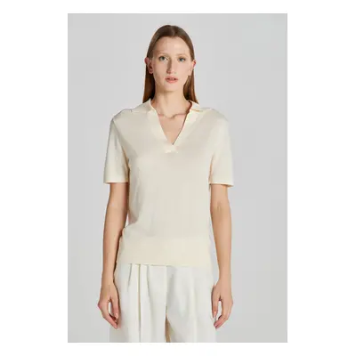 SVETR GANT FINE KNIT SHORT SLEEVED RUGGER CREAM