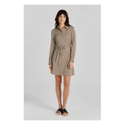 ŠATY GANT SLIM MONOGRAM JERSEY SHIRT DRESS ROASTED WALNUT