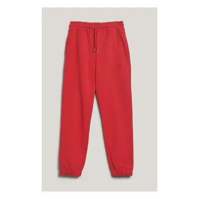 TEPLÁKY GANT REG TONAL SHIELD SWEATPANTS BRIGHT RED