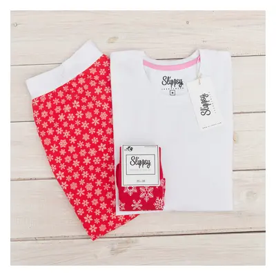 Red loungewear set girl