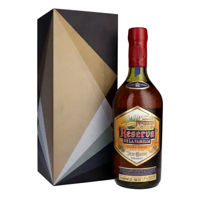 Jose Cuervo Reserva de la Familia Extra Aňejo 38 % 0,7 l