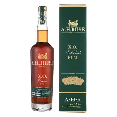 A. H. Riise Port Cask Finish Rum 45 % 0,7 l