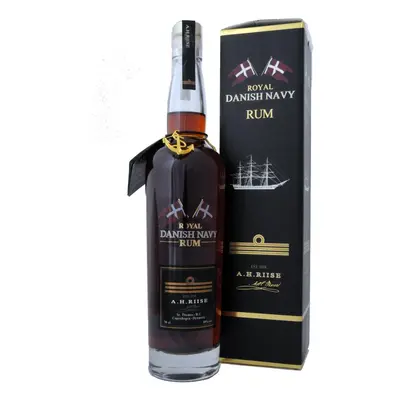 A. H. Riise Royal Danish Navy Rum 40 % 0,7 l