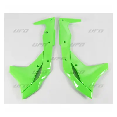 Kryty chladiče UFO KA04747AFLU (UFO kryty chladiče KAWASAKI KXF 250 17-20 barva zelená fluoresce