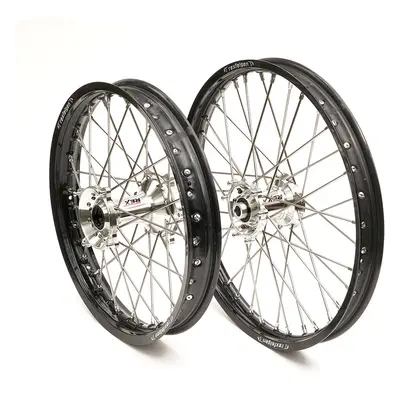 REX WHEELS komplet kolo přední 21 REX 21-1,60 černá ráfek/barva stříbrná náboj 22mm do BETA 250/