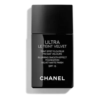 CHANEL - ULTRA LE TEINT VELVET - Ultra lehký sametový make-up