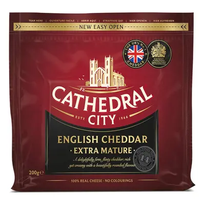 Cathedral City Cheddar Extra Mature bloček